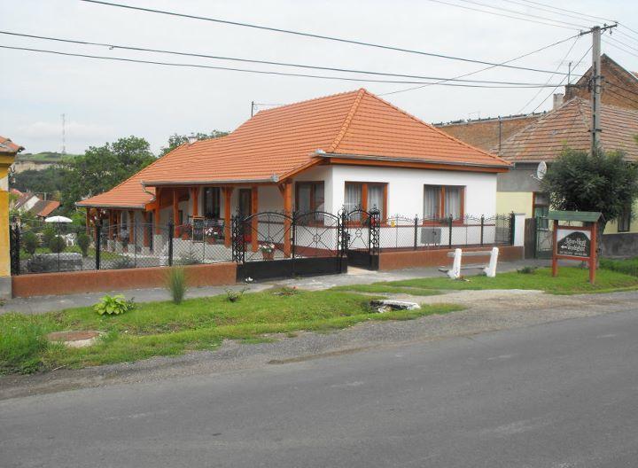 Hotel Sator-Hegy Vendeghaz Abaújszántó Exterior foto